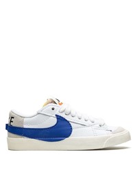 Baskets basses en daim blanches Nike