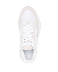 Baskets basses en daim blanches adidas