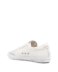 Baskets basses en daim blanches Golden Goose