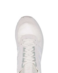 Baskets basses en daim blanches adidas