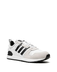 Baskets basses en daim blanches adidas