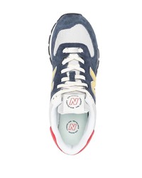 Baskets basses en daim bleu marine New Balance