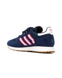 Baskets basses en daim bleu marine adidas