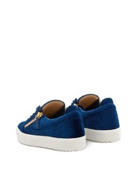 Baskets basses en daim bleu marine Giuseppe Zanotti