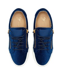 Baskets basses en daim bleu marine Giuseppe Zanotti