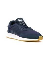 Baskets basses en daim bleu marine adidas