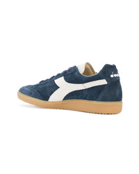 Baskets basses en daim bleu marine Diadora