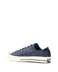 Baskets basses en daim bleu marine Converse