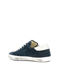 Baskets basses en daim bleu marine Philippe Model Paris