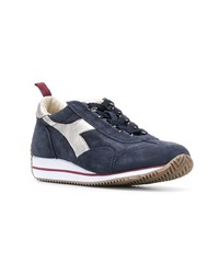 Baskets basses en daim bleu marine Diadora