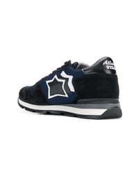 Baskets basses en daim bleu marine atlantic stars