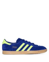 Baskets basses en daim bleues adidas