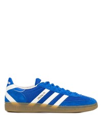 Baskets basses en daim bleues adidas