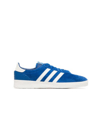 Baskets basses en daim bleues adidas