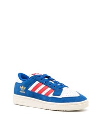 Baskets basses en daim bleues adidas