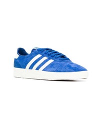 Baskets basses en daim bleues adidas