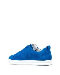 Baskets basses en daim bleues Camper