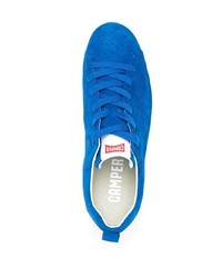 Baskets basses en daim bleues Camper