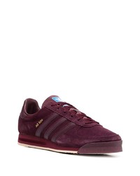 Baskets basses en daim bordeaux adidas