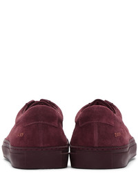 Baskets basses en daim bordeaux Common Projects