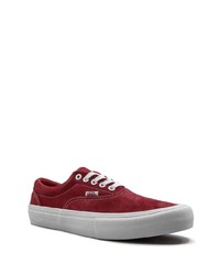 Baskets basses en daim bordeaux Vans