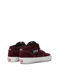 Baskets basses en daim bordeaux Vans