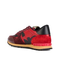 Baskets basses en daim camouflage bordeaux Valentino