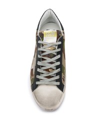 Baskets basses en daim camouflage olive Golden Goose