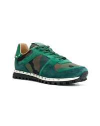 Baskets basses en daim camouflage vert foncé Valentino