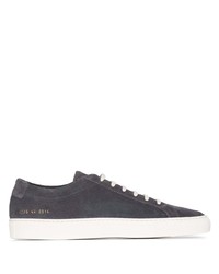 Baskets basses en daim gris foncé Common Projects