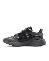 Baskets basses en daim gris foncé adidas Originals