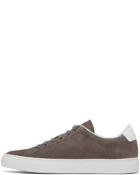 Baskets basses en daim gris foncé Common Projects