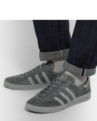 Baskets basses en daim grises adidas Originals