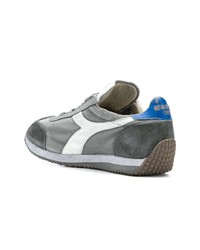 Baskets basses en daim grises Diadora