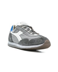 Baskets basses en daim grises Diadora