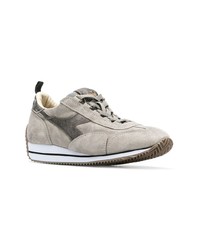 Baskets basses en daim grises Diadora