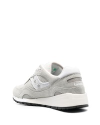 Baskets basses en daim grises Saucony