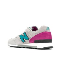 Baskets basses en daim grises New Balance