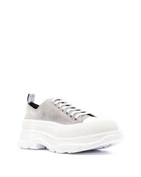 Baskets basses en daim grises Alexander McQueen