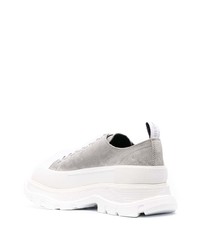 Baskets basses en daim grises Alexander McQueen