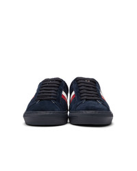 Baskets basses en daim imprimées bleu marine Moncler