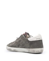 Baskets basses en daim imprimées gris foncé Golden Goose