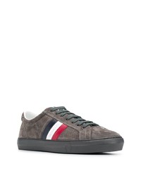 Baskets basses en daim imprimées marron Moncler