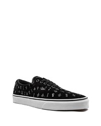 Baskets basses en daim imprimées noires Vans