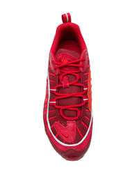 Baskets basses en daim imprimées serpent rouges Nike