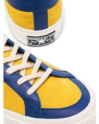 Baskets basses en daim jaunes Converse