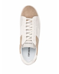 Baskets basses en daim marron clair Emporio Armani