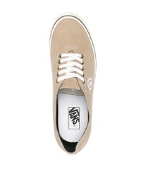 Baskets basses en daim marron clair Vans