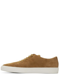 Baskets basses en daim marron Common Projects