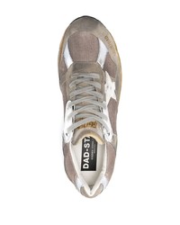 Baskets basses en daim marron Golden Goose